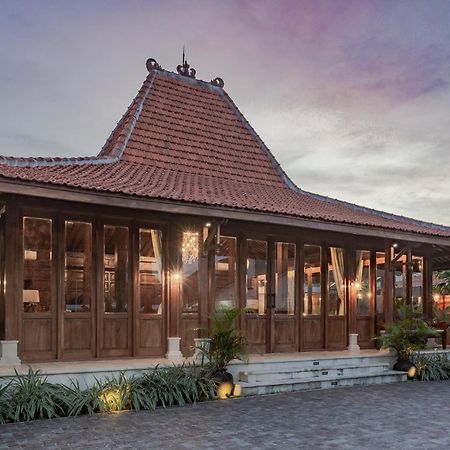 Gria Kerten Surakarta  Exterior photo